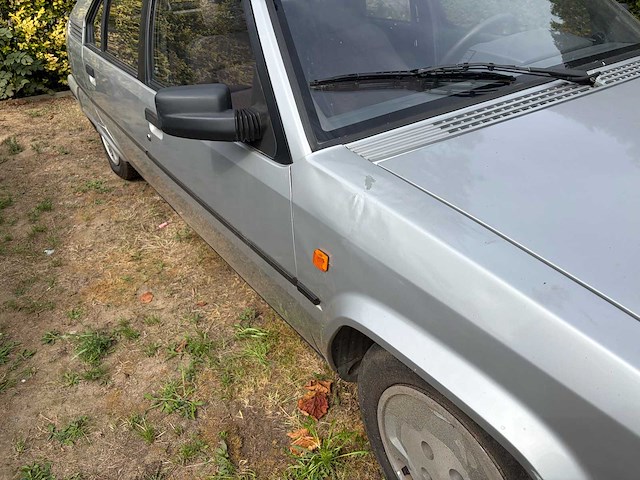Citroën bx oldtimer - afbeelding 18 van  25