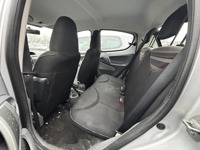 Citroen c1 1.4 hdi seduction, 2010 - afbeelding 8 van  37