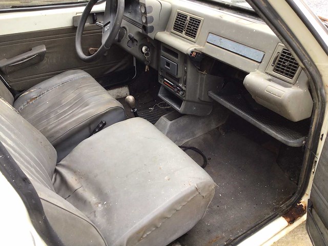 Citroën c15 pickup truck vintage auto's > 15 - afbeelding 10 van  23