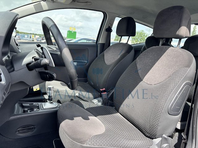 Citroen c2, 1.4i exclusive,2009 - afbeelding 2 van  44