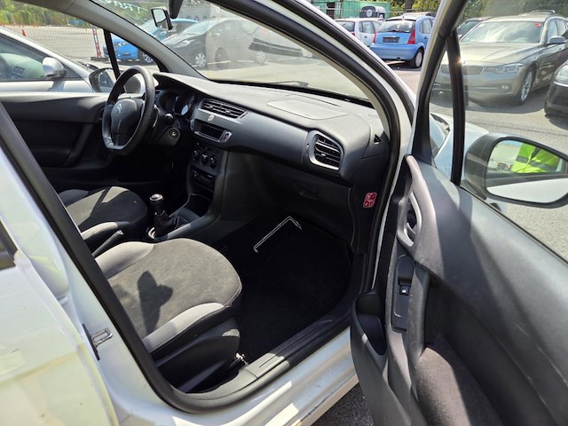 Citroen c3 1.0 puretech attraction 68, 2016 - afbeelding 4 van  40