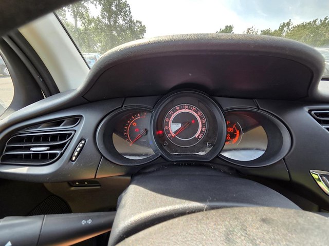 Citroen c3 1.0 puretech attraction 68, 2016 - afbeelding 10 van  40