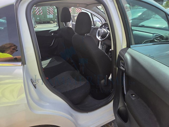 Citroen c3 1.2 puretech exclusive 82, 2015 - afbeelding 8 van  46