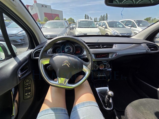 Citroen c3 1.2 puretech exclusive 82, 2015 - afbeelding 14 van  46