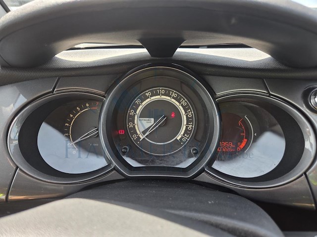 Citroen c3 1.2 puretech exclusive 82, 2015 - afbeelding 15 van  46