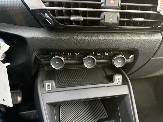 Citroen c4 1 5 at, 2021 - afbeelding 3 van  24