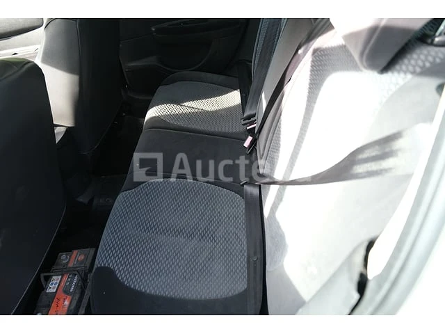 Citroën c4 (2007-vin:vf7lcnfuc74687775) - afbeelding 8 van  38