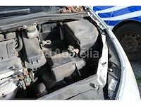 Citroën c4 (2007-vin:vf7lcnfuc74687775) - afbeelding 17 van  38