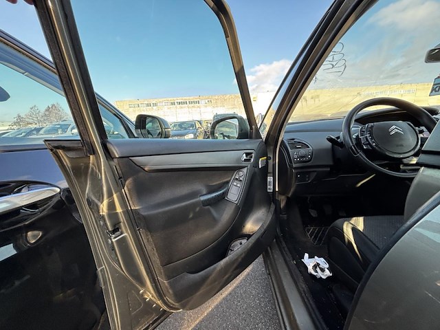 Citroen grand c4 picasso 1.6 hdi tentation plus 7pl. fap, 2010 - afbeelding 32 van  35