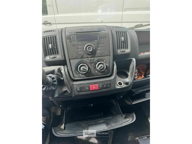 Citroen jumper lichte vracht dubbele cabine - afbeelding 33 van  38