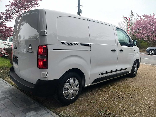 Citroën jumpy long chassis xl bestelwagen - afbeelding 19 van  22