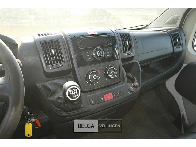 Citroen lichte vrachtwagen - afbeelding 13 van  15