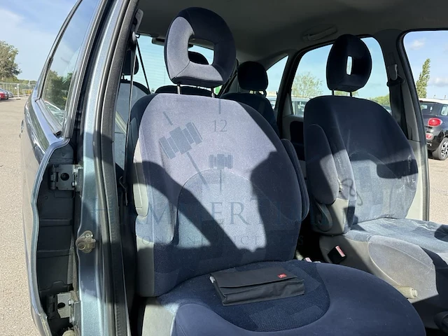 Citroen xsara picasso 1 6 hdi sx, 2005 - afbeelding 13 van  28