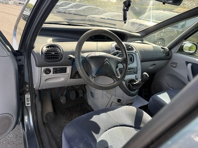 Citroen xsara picasso 1 6 hdi sx, 2005 - afbeelding 28 van  28