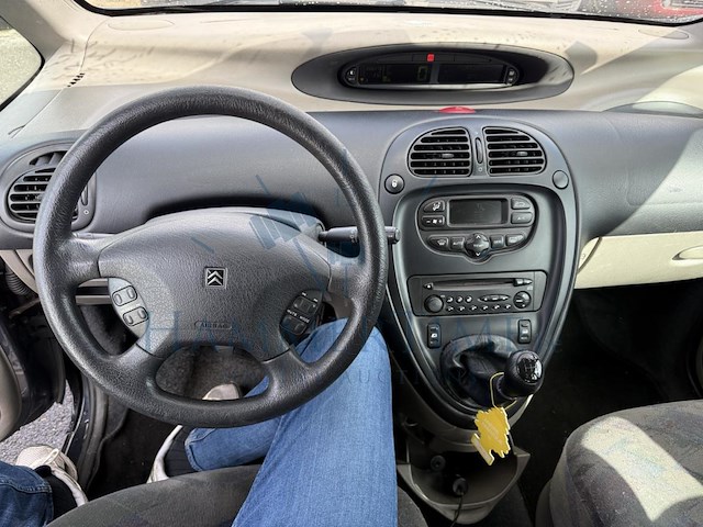 Citroen xsara picasso 1 6i exclusive, 2001 - afbeelding 4 van  35