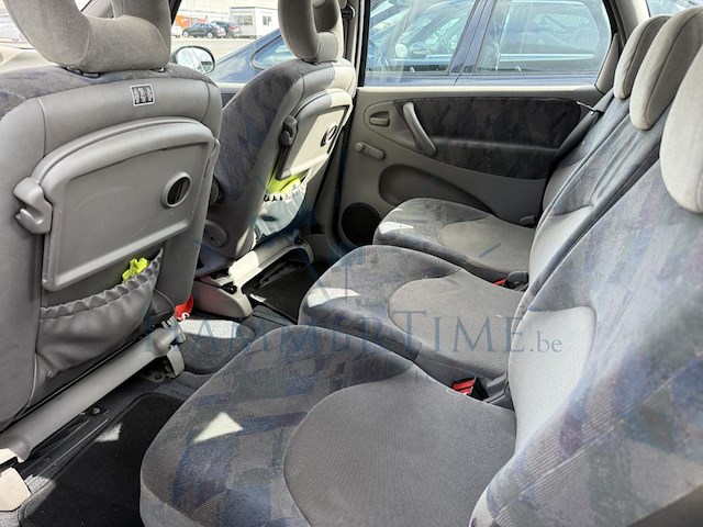 Citroen xsara picasso 1 6i exclusive, 2001 - afbeelding 11 van  35