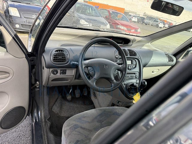 Citroen xsara picasso 1 6i exclusive, 2001 - afbeelding 35 van  35