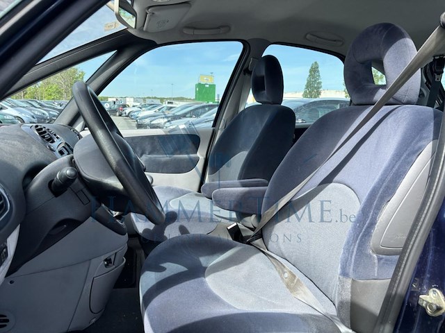 Citroen xsara picasso (2 0i), 2003 - afbeelding 2 van  32