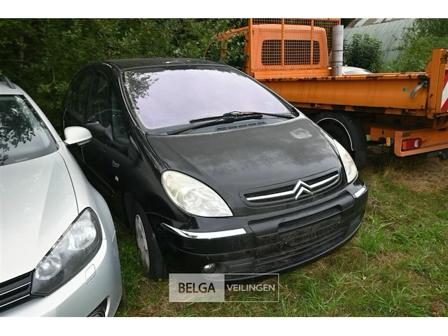 Citroën xsara picasso, enkel voor vergunninghouders en erkende centra voor verschrotting - afbeelding 1 van  6