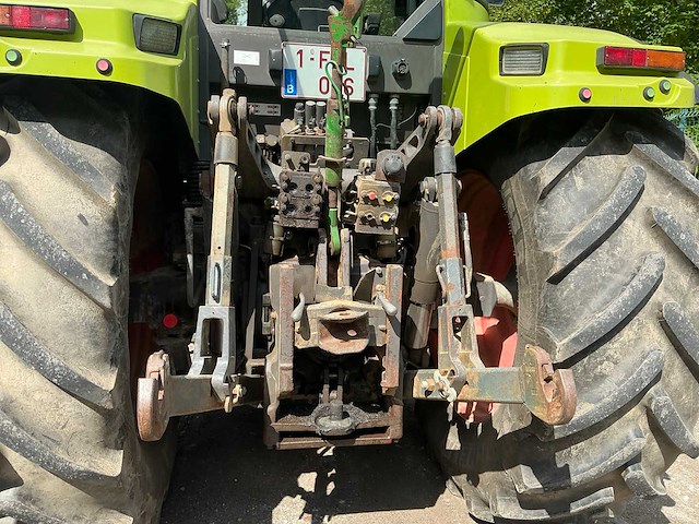 Claas ares 816 rz vierwielaangedreven landbouwtractor - afbeelding 8 van  15