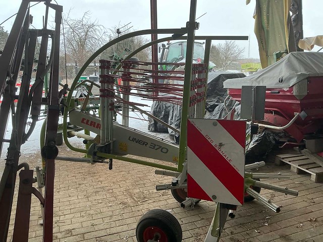Claas liner 370 grasoogstmachine - afbeelding 12 van  17