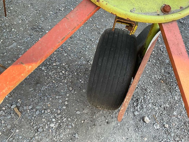 Claas volto 540h hooikeerder - afbeelding 9 van  10