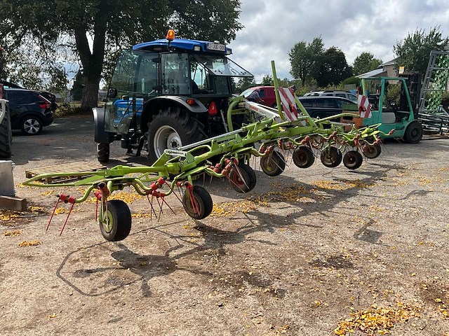 Claas volto 77 sneeuwlijstmachine - afbeelding 12 van  19