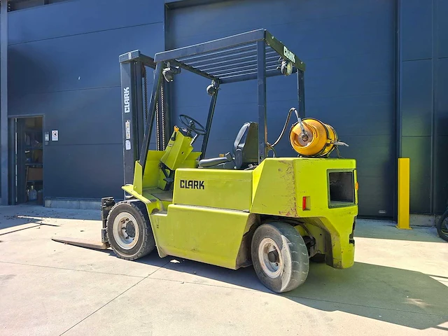 Clark - gpm25l - heftrucks - 1986 - afbeelding 1 van  3