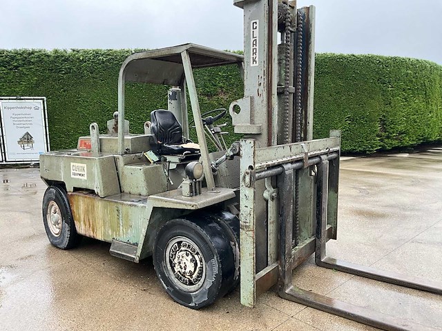 Clark c500 y130 pd vorkheftruck - 6 ton - diesel - werkend - afbeelding 19 van  22