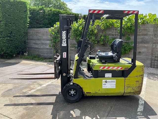 Clark vorkheftruck 2000kg - functioneel - afbeelding 4 van  7