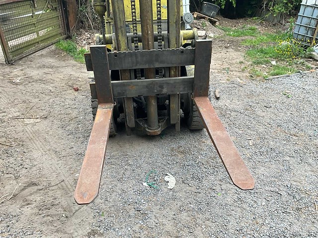 Clark vorkheftruck - afbeelding 17 van  19