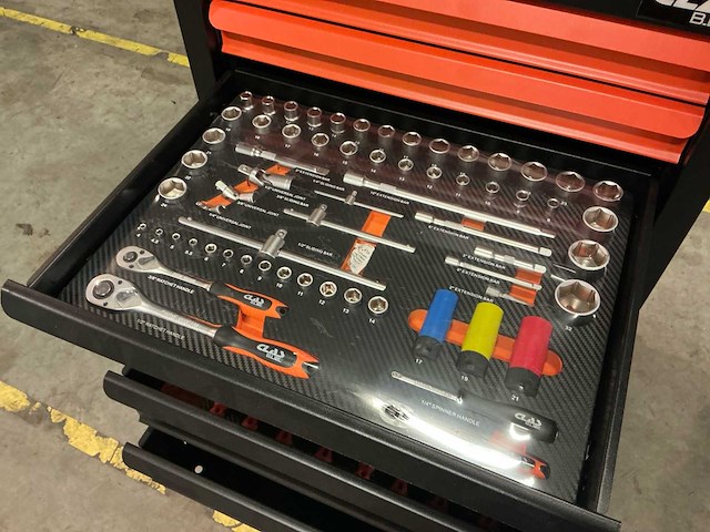 Clas b.line gereedschapswagen gevuld - afbeelding 4 van  8