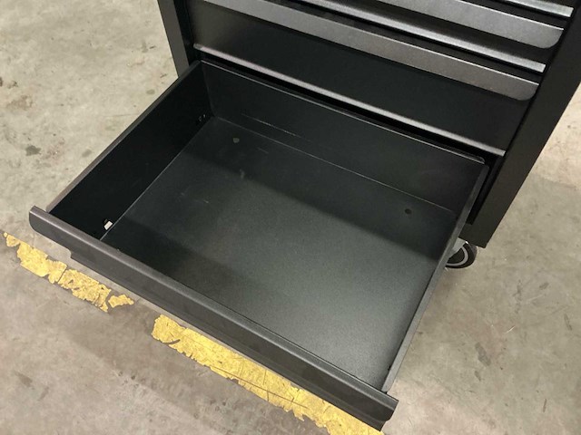 Clas b.line gereedschapswagen gevuld - afbeelding 8 van  8