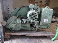 Classal waterpomp - afbeelding 2 van  3