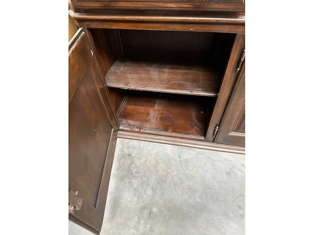 Classic/vintage - diningtable - afbeelding 1 van  3