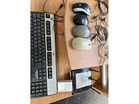 Clavier en computermousse - v320 - mouse - afbeelding 1 van  1
