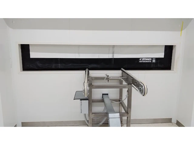 Cleanroom pvb assembly line - afbeelding 28 van  36