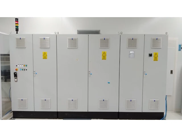 Cleanroom pvb assembly line - afbeelding 34 van  36