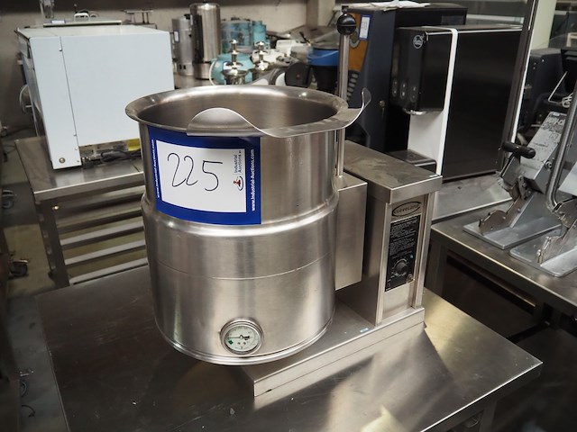 Cleveland - afbeelding 1 van  9