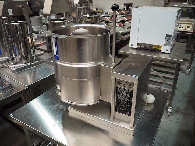 Cleveland - afbeelding 2 van  9