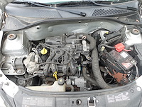 Clio - afbeelding 7 van  19