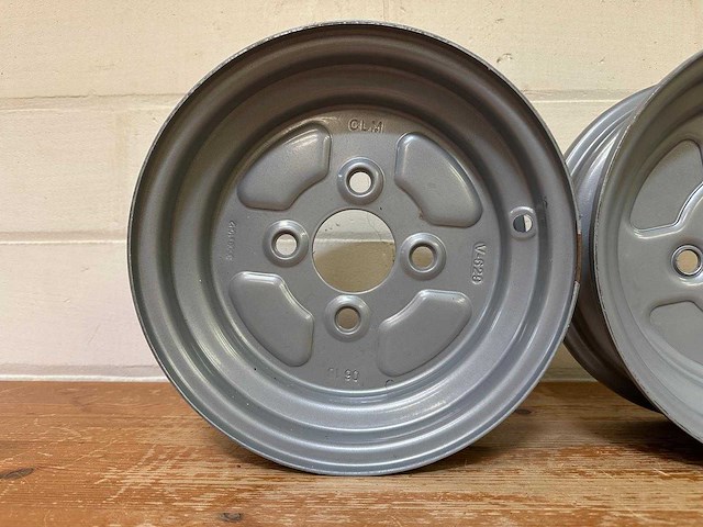 Clm (vermoedelijk) - stalen velgen 8/10 inch (2x) - afbeelding 5 van  9