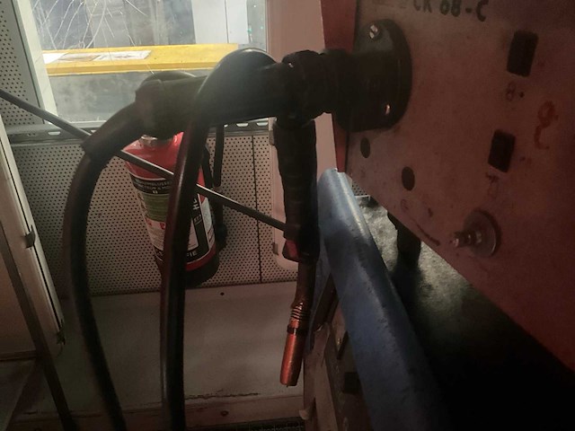 Cloos glc 351-c mobiel mig/mag lasapparaat - afbeelding 4 van  13