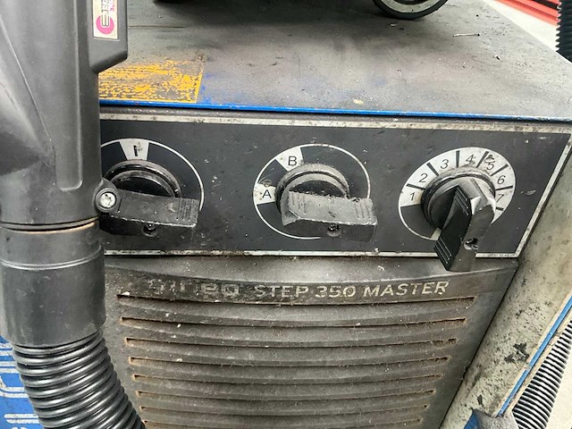 Cloos qineo step 350 master mobiel lasaggregaat/toestel - afbeelding 12 van  18