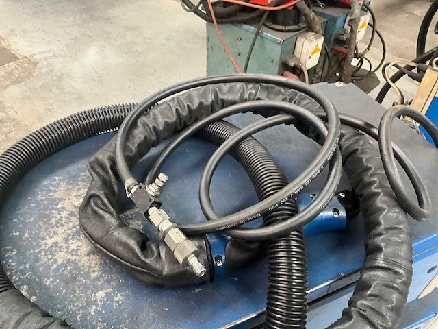 Cloos qineo step 350 master mobiel lasaggregaat/toestel - afbeelding 16 van  18