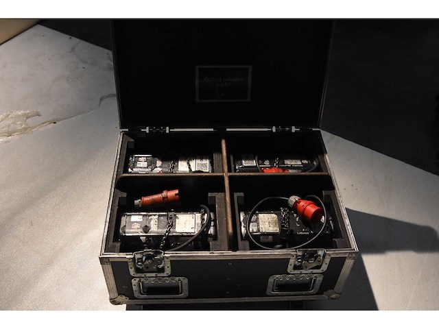 Cm - prostar 250kg d8 - electric chain hoist (4x) - afbeelding 1 van  1