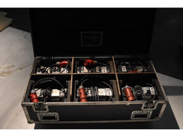 Cm - prostar 250kg d8 - electric chain hoist (6x) - afbeelding 1 van  1