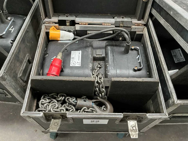 Cm lodestar 1t elektrische kettingtakel - afbeelding 1 van  3