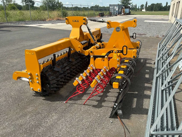 Cmg - rolstoppelcultivator / graslandgrondplukker - graslandreparatie - 2024 - afbeelding 1 van  18