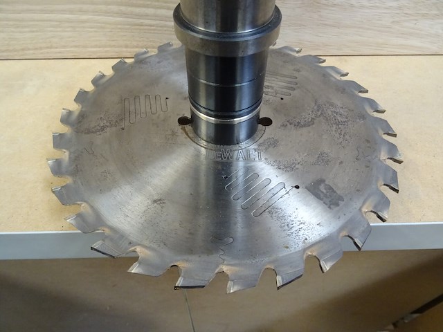 Cnc- zaagblad dewalt - afbeelding 5 van  5